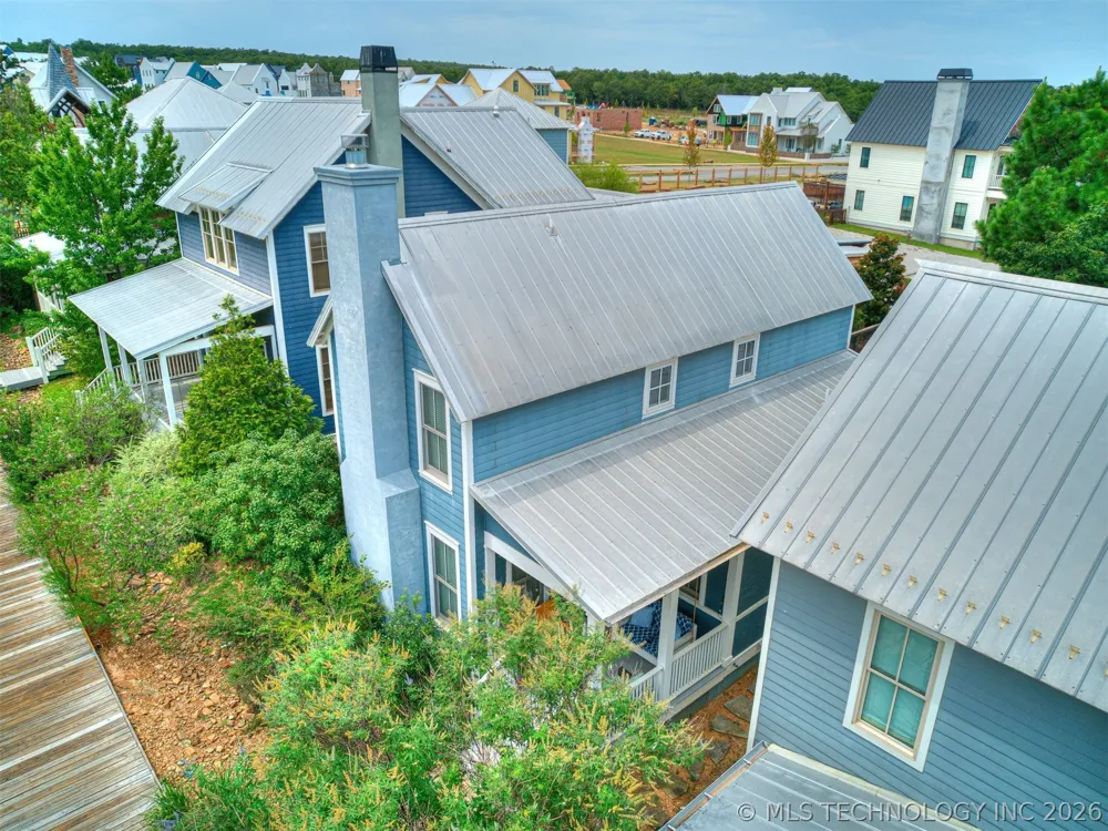 39 Boardwalk Street Carlton Landing, OK 74432