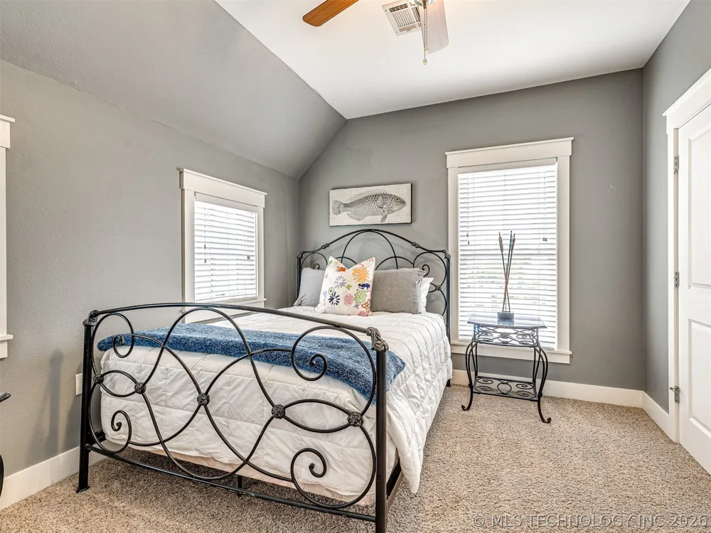 39 Boardwalk Street Carlton Landing, OK 74432