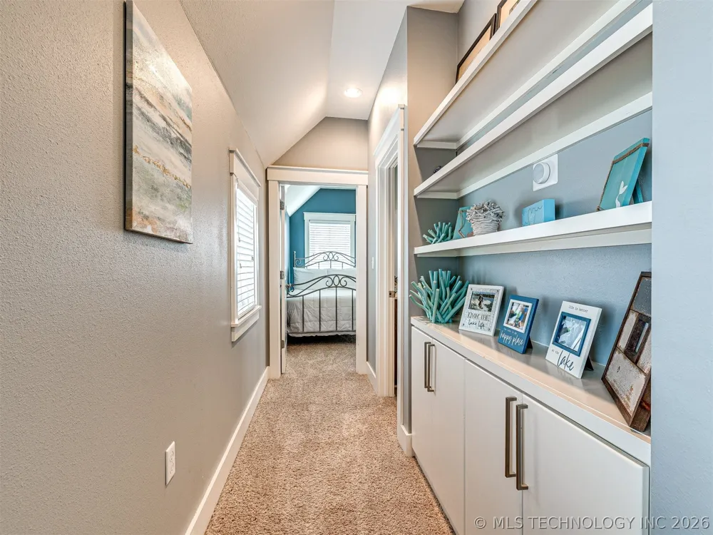 39 Boardwalk Street Carlton Landing, OK 74432