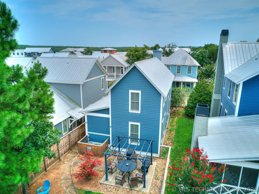 39 Boardwalk Street Carlton Landing, OK 74432