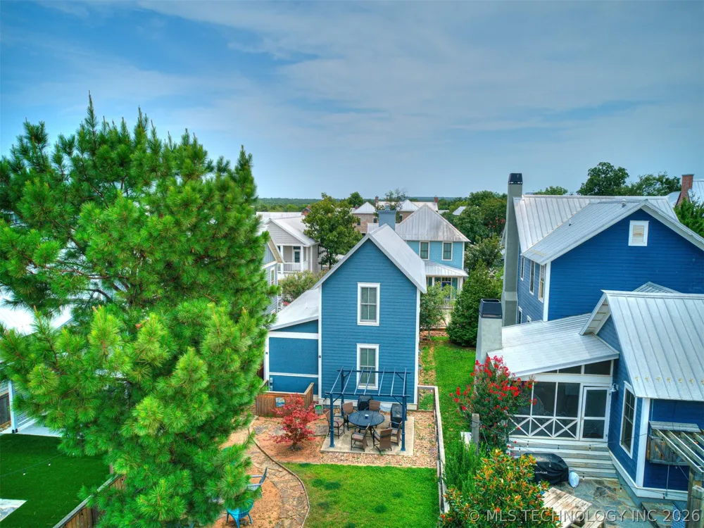 39 Boardwalk Street Carlton Landing, OK 74432