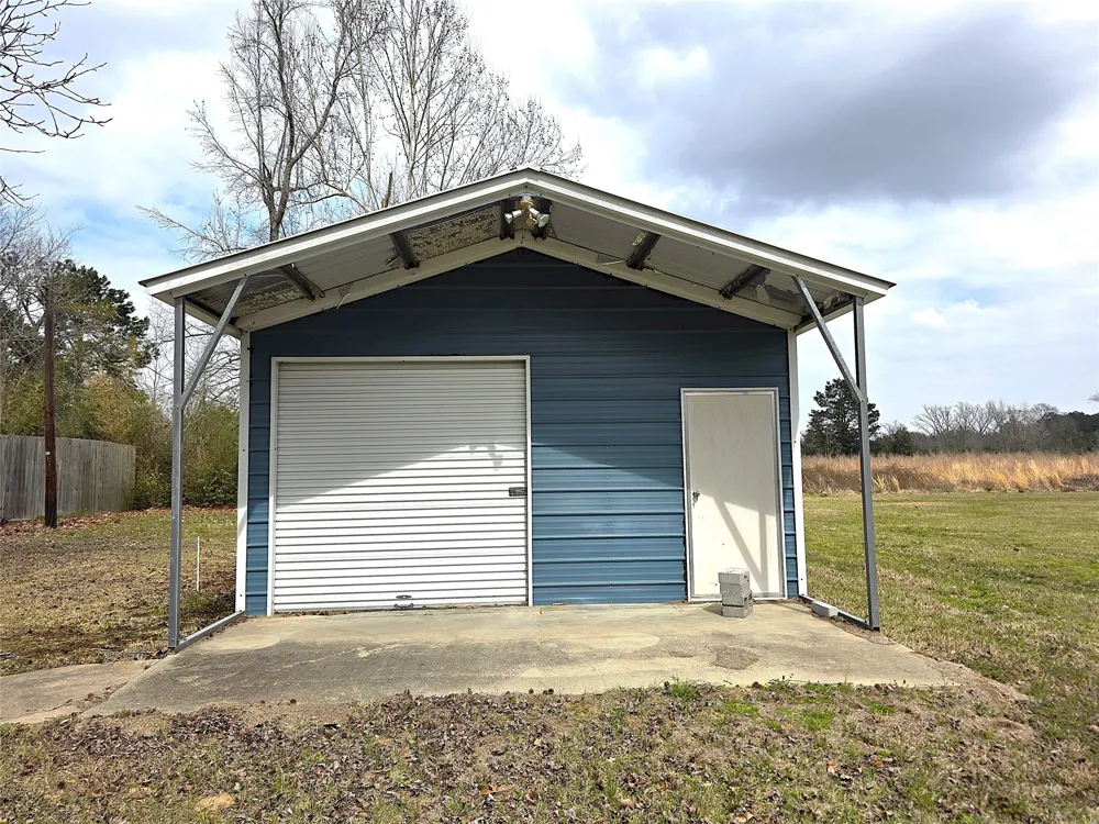 3049 Hwy 507 Coushatta, LA 71019