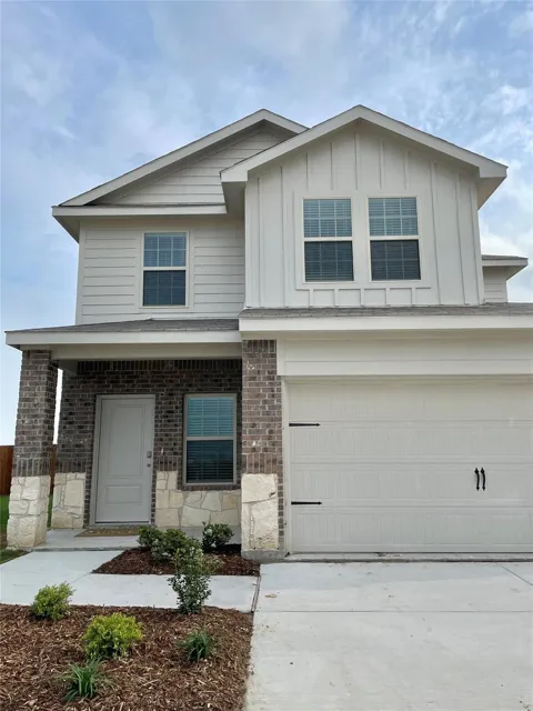 920 Sunrise Lane
