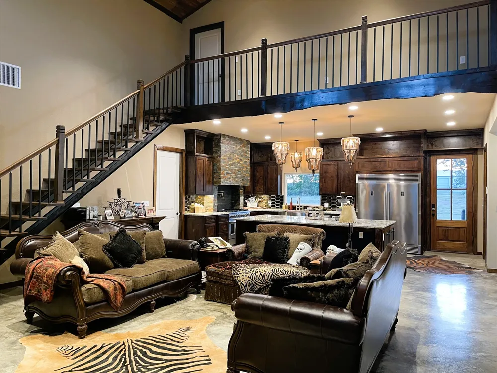 218 Fm 80 S Teague, TX 75860