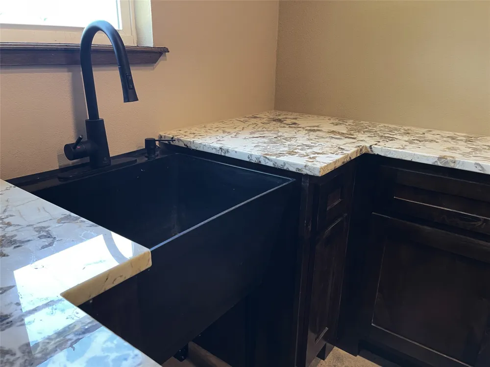 218 Fm 80 S Teague, TX 75860
