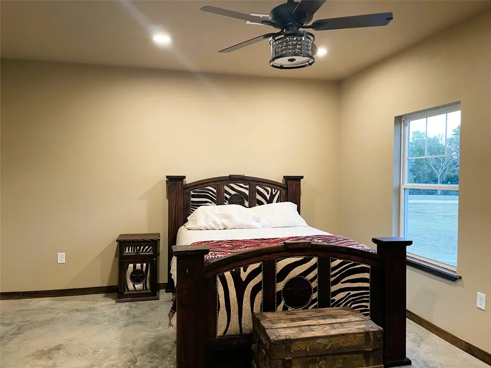 218 Fm 80 S Teague, TX 75860