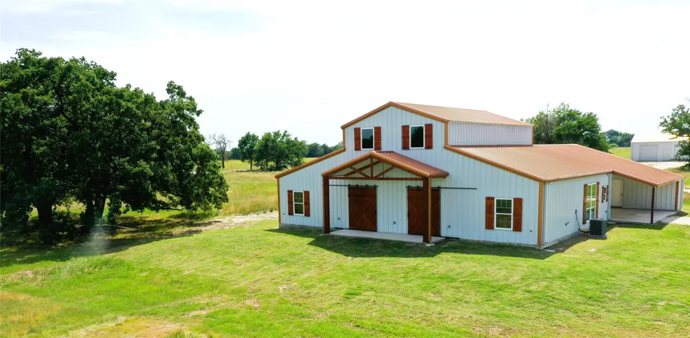 218 Fm 80 S Teague, TX 75860