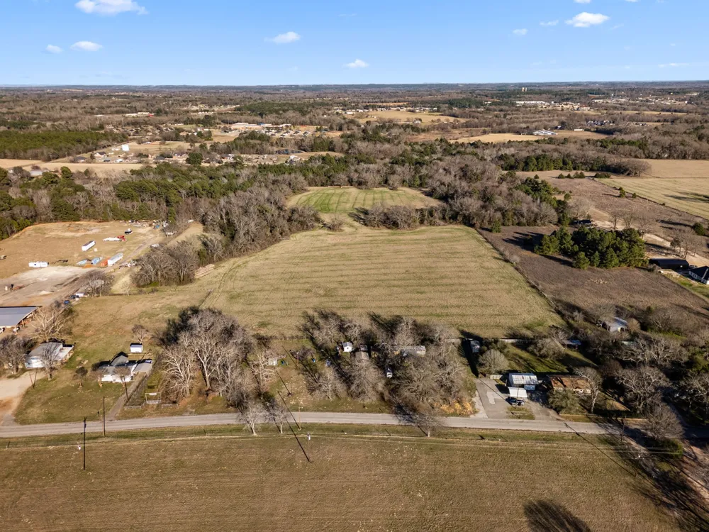 14864 CR 433 Lindale, TX 75771