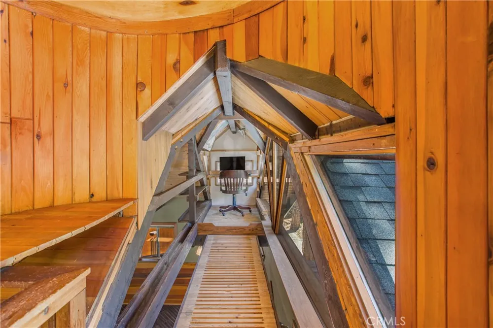 9323 Cedar Dr. Forest Falls, CA 92339
