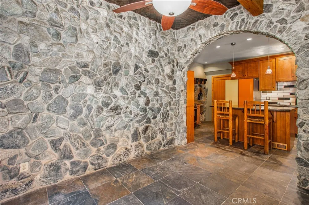 9323 Cedar Dr. Forest Falls, CA 92339
