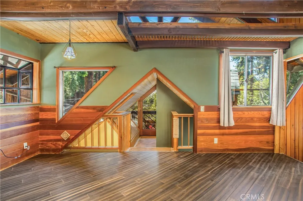 9323 Cedar Dr. Forest Falls, CA 92339