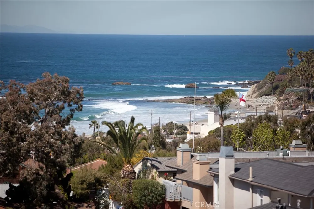 464 Bent Street #B Laguna Beach, CA 92651