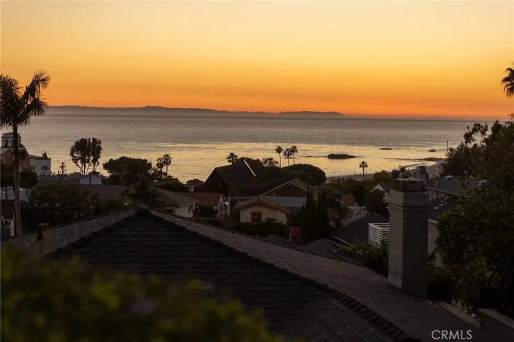 464 Bent Street #B Laguna Beach, CA 92651