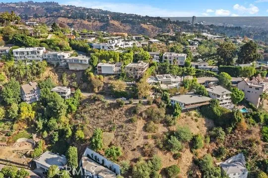 1417 Claridge Drive Beverly Hills, CA 90210