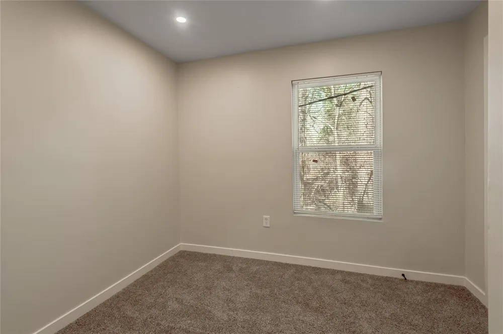 48 Hickory Bend Riverside, TX 77320