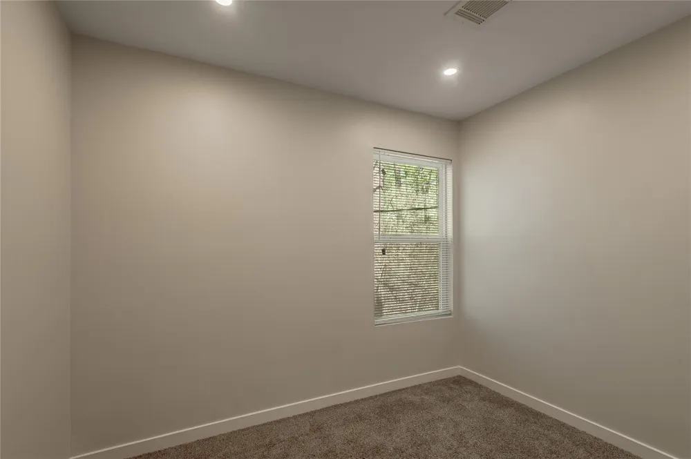 48 Hickory Bend Riverside, TX 77320