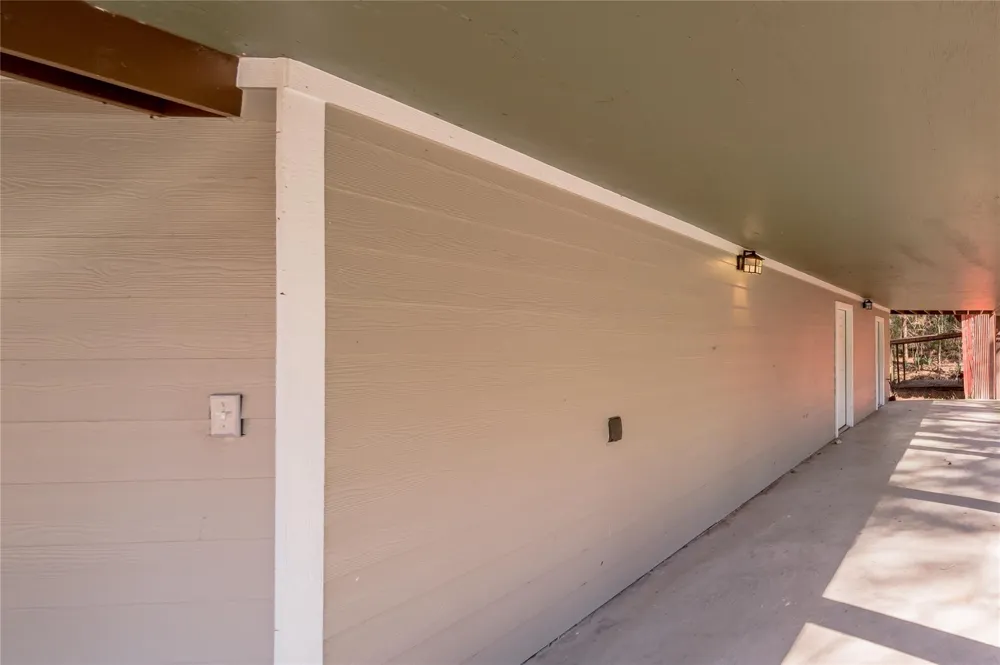 48 Hickory Bend Riverside, TX 77320