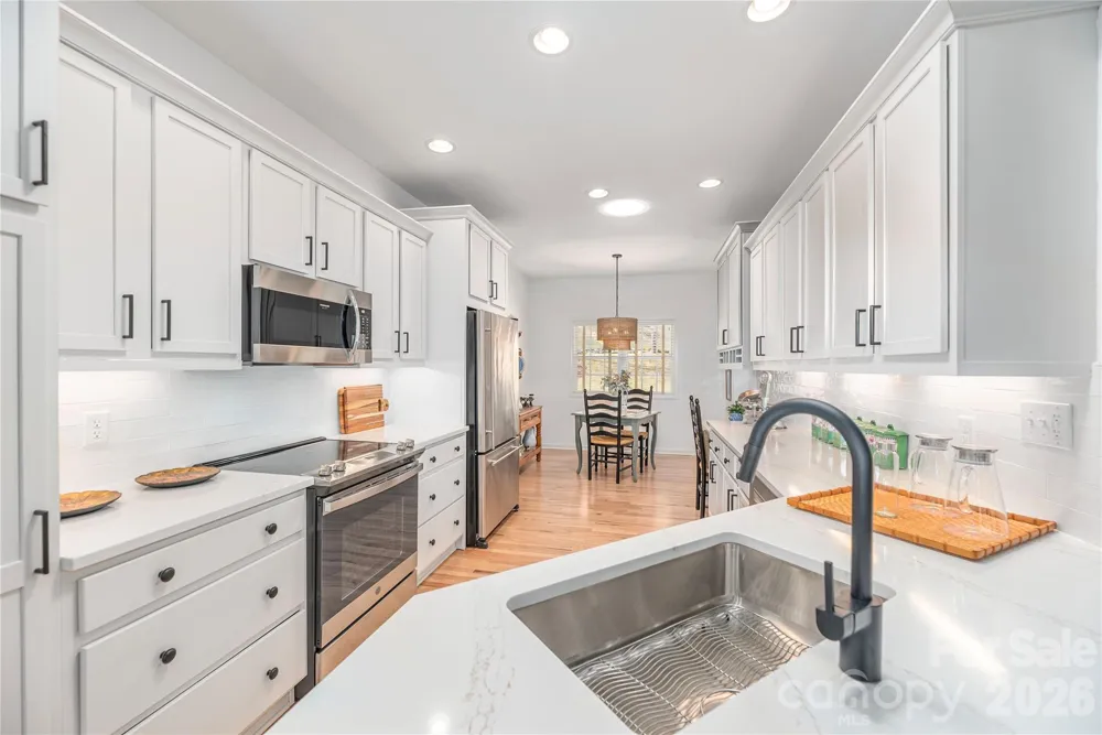 59 Old Pasture Way Hendersonville, NC 28739