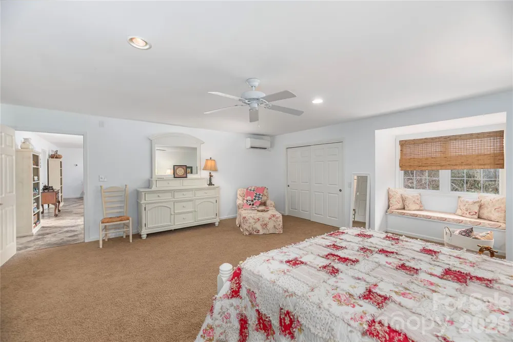 59 Old Pasture Way Hendersonville, NC 28739