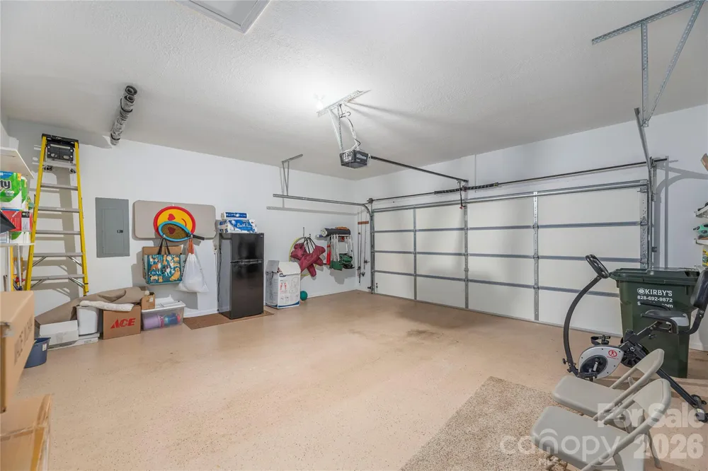 59 Old Pasture Way Hendersonville, NC 28739