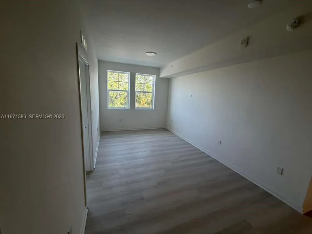 5587 MILLENIA PARK BLVD #209 Orlando, FL 32839