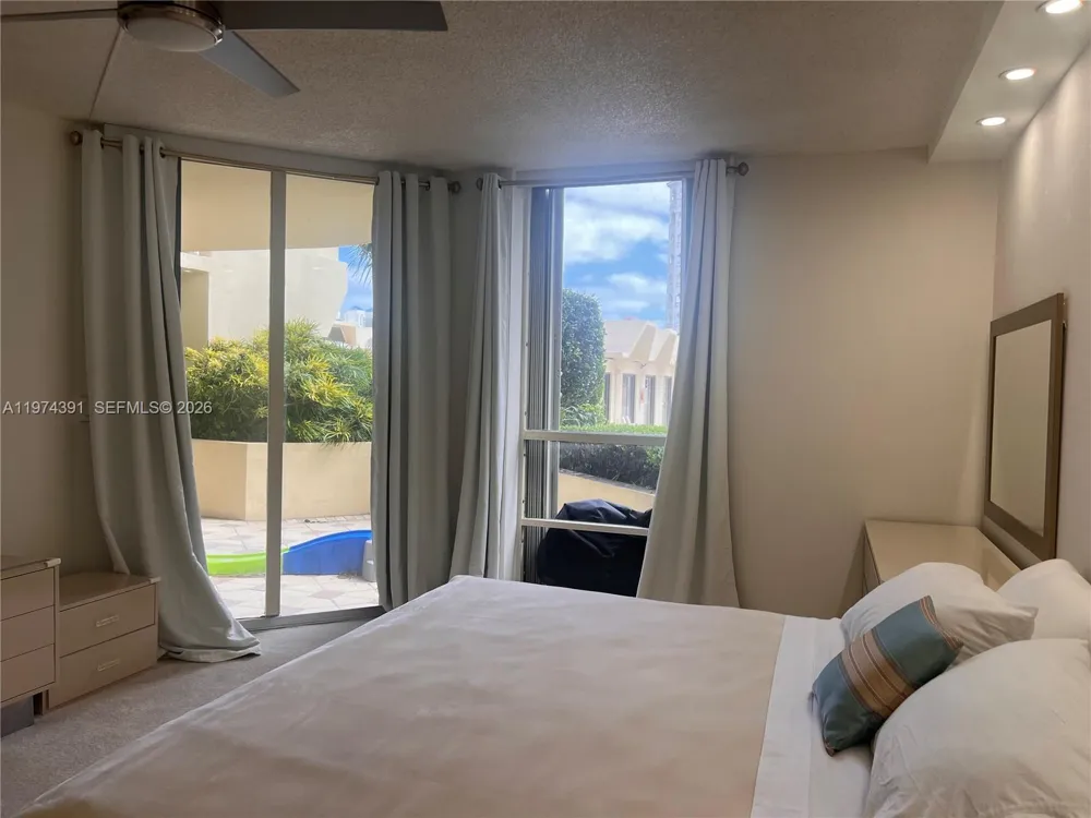 20191 E Country Club Dr #407 Aventura, FL 33180