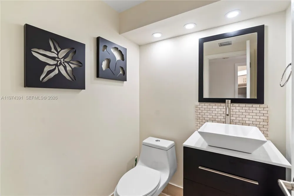 20191 E Country Club Dr #407 Aventura, FL 33180