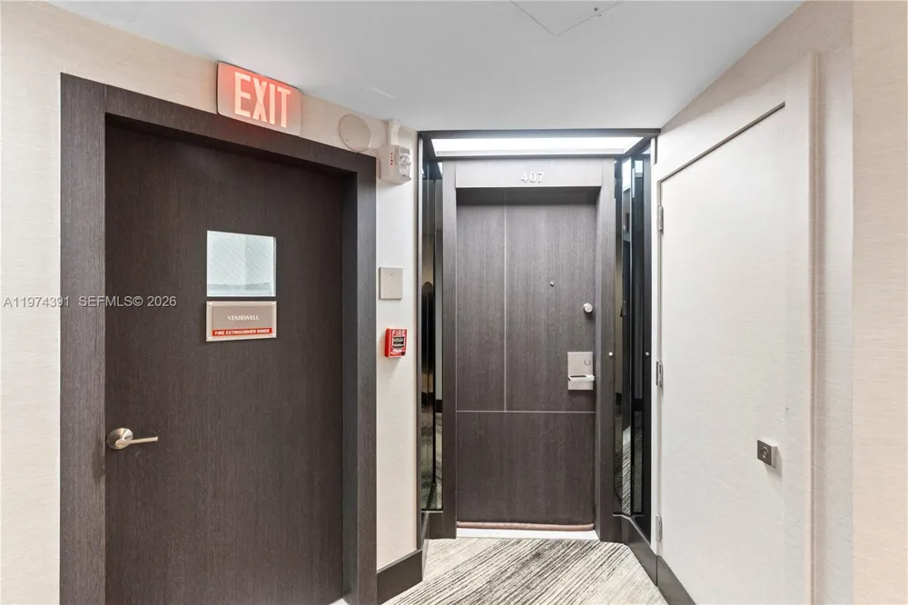 20191 E Country Club Dr #407 Aventura, FL 33180