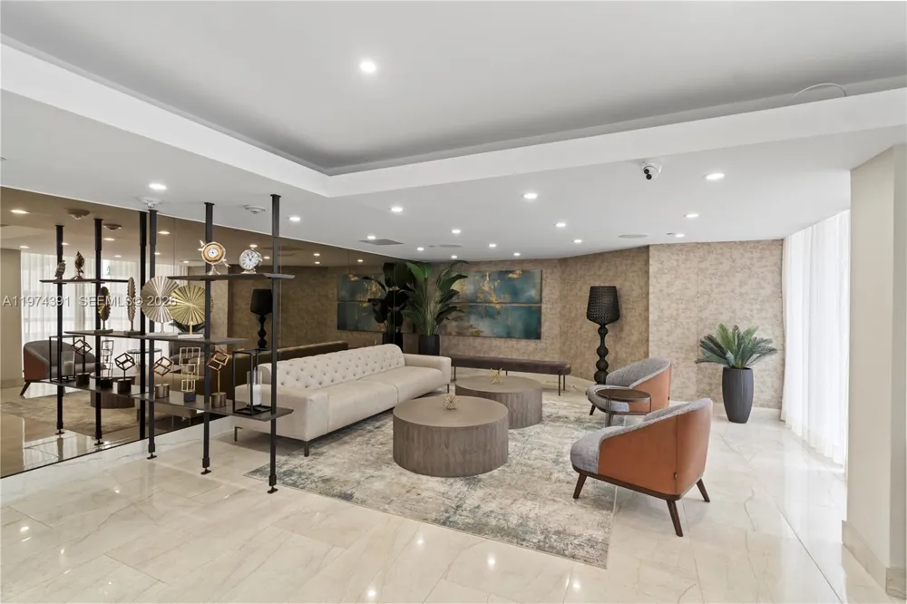 20191 E Country Club Dr #407 Aventura, FL 33180