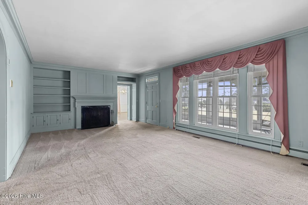 201 E Hargett Street Richlands, NC 28574