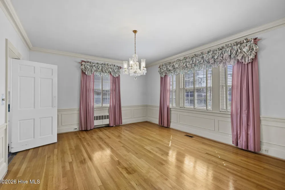 201 E Hargett Street Richlands, NC 28574