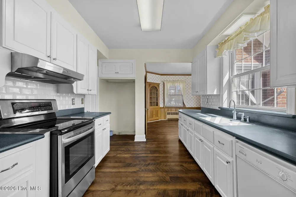 201 E Hargett Street Richlands, NC 28574