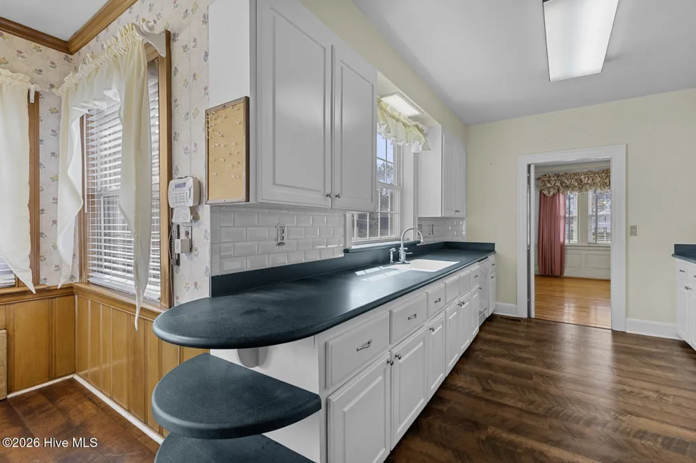 201 E Hargett Street Richlands, NC 28574