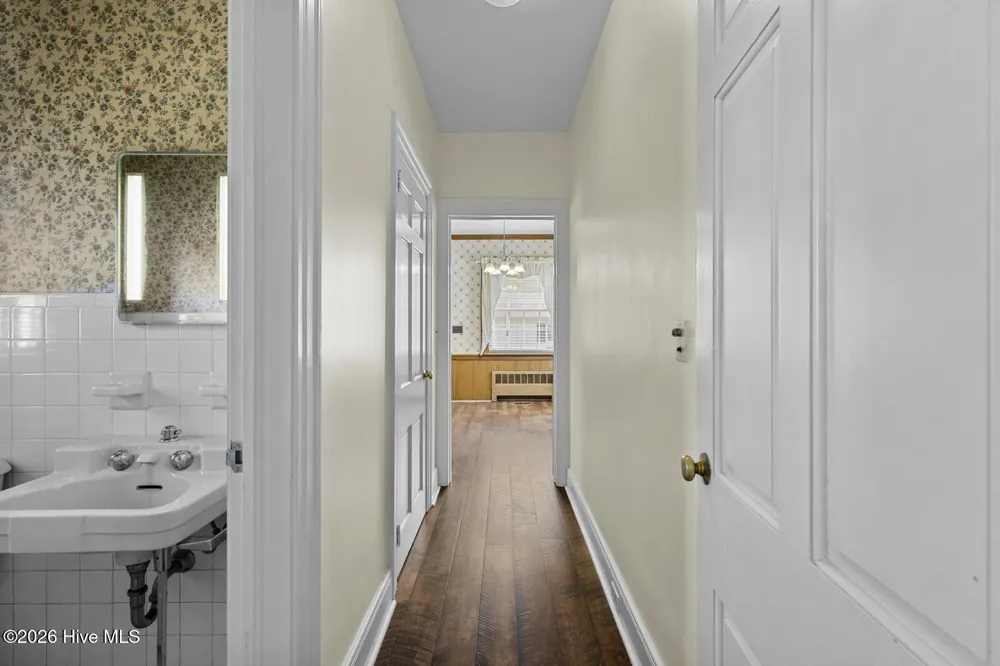 201 E Hargett Street Richlands, NC 28574