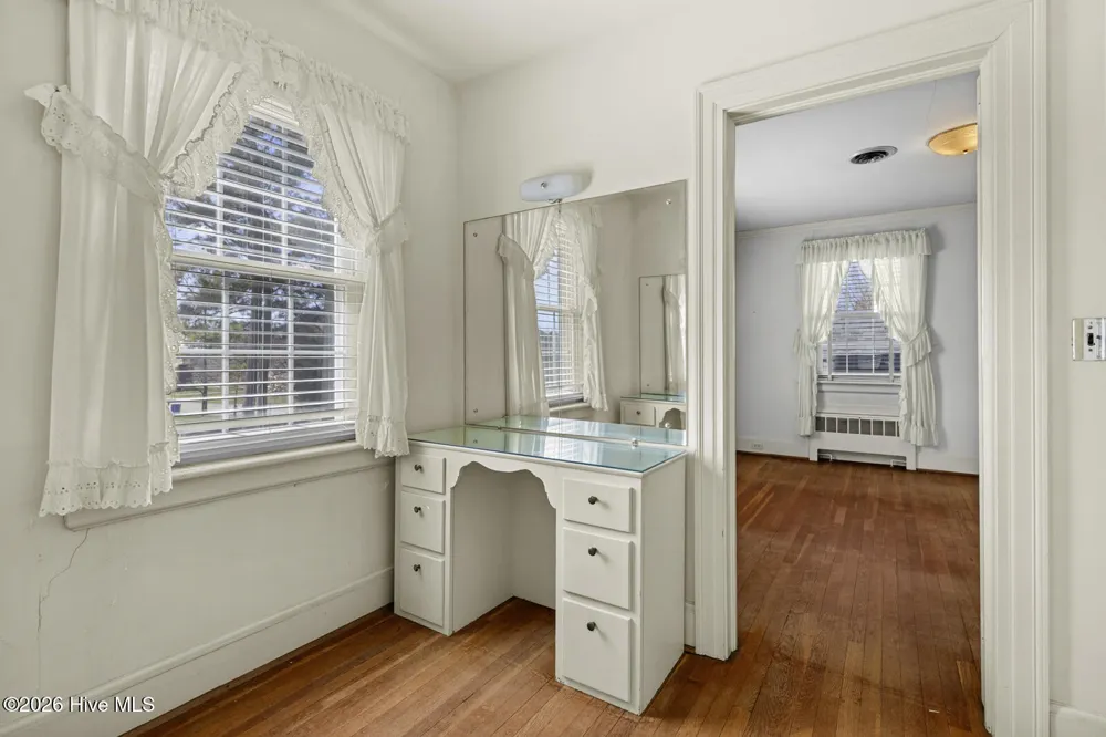 201 E Hargett Street Richlands, NC 28574