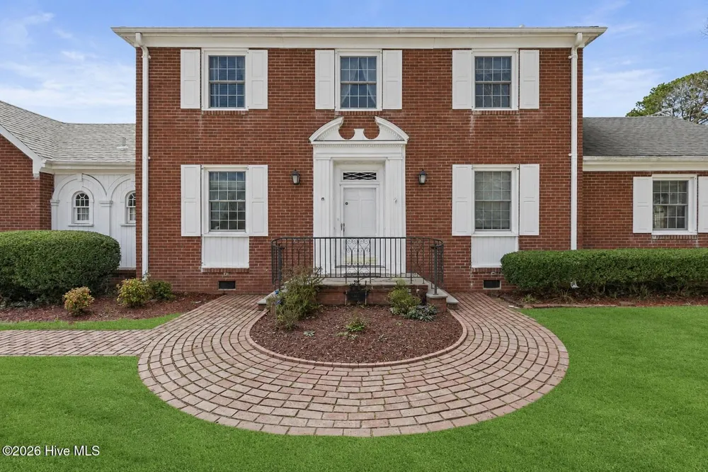 201 E Hargett Street Richlands, NC 28574