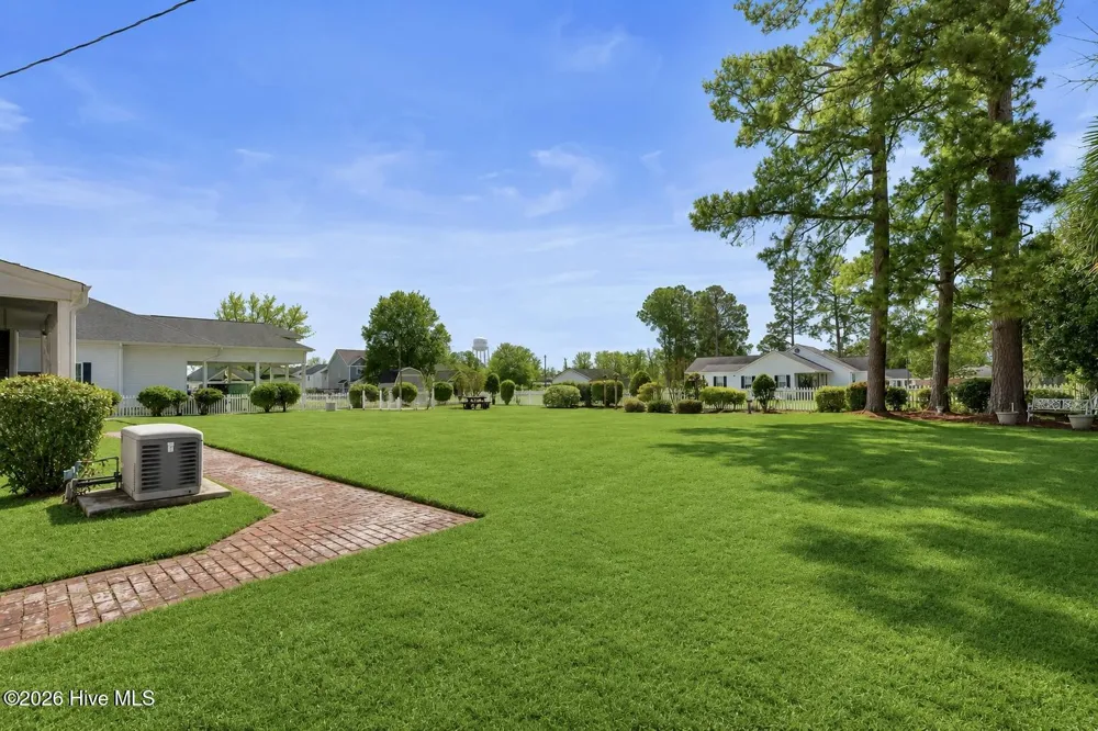 201 E Hargett Street Richlands, NC 28574