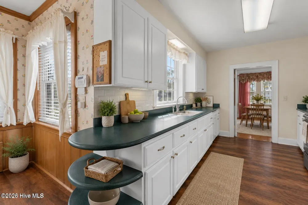 201 E Hargett Street Richlands, NC 28574