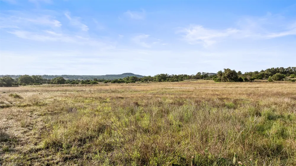 4 Vista Ridge Drive Round Mountain, TX 78663