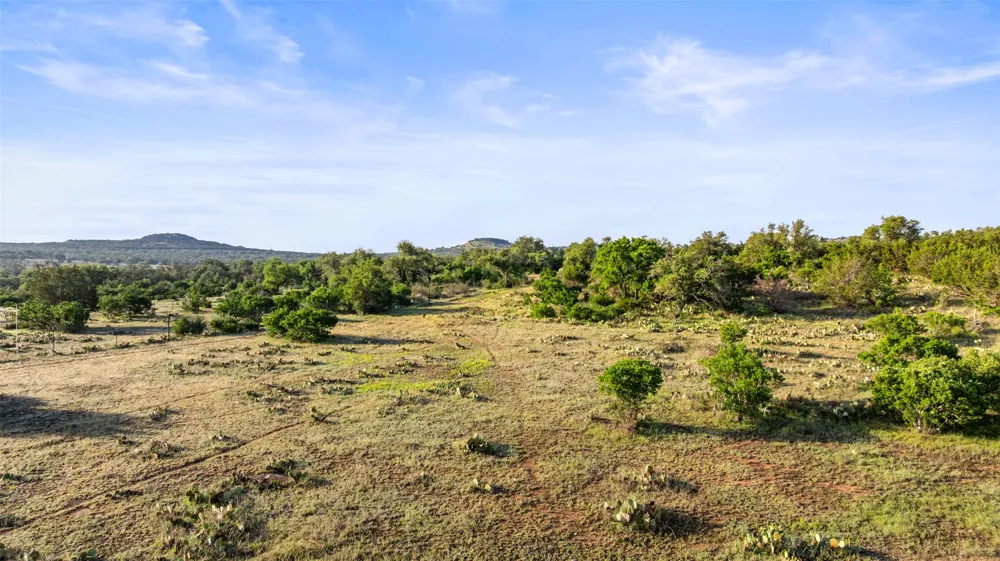 4 Vista Ridge Drive Round Mountain, TX 78663