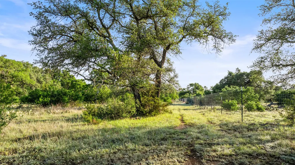 4 Vista Ridge Drive Round Mountain, TX 78663