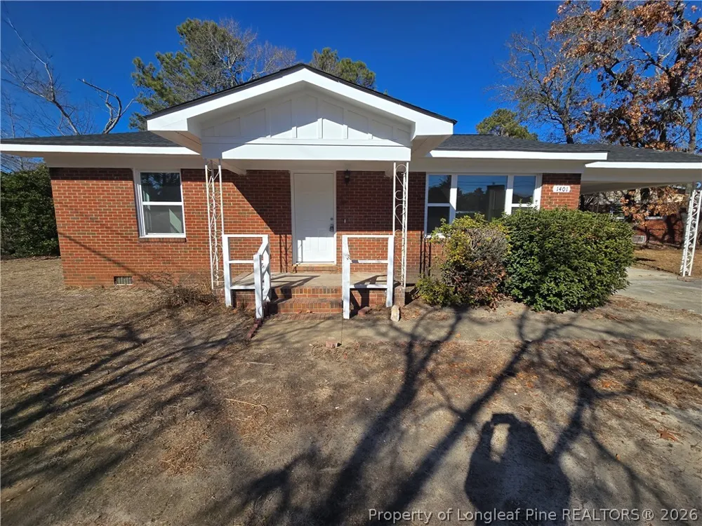1401 Morrison Avenue Spring Lake, NC 28390