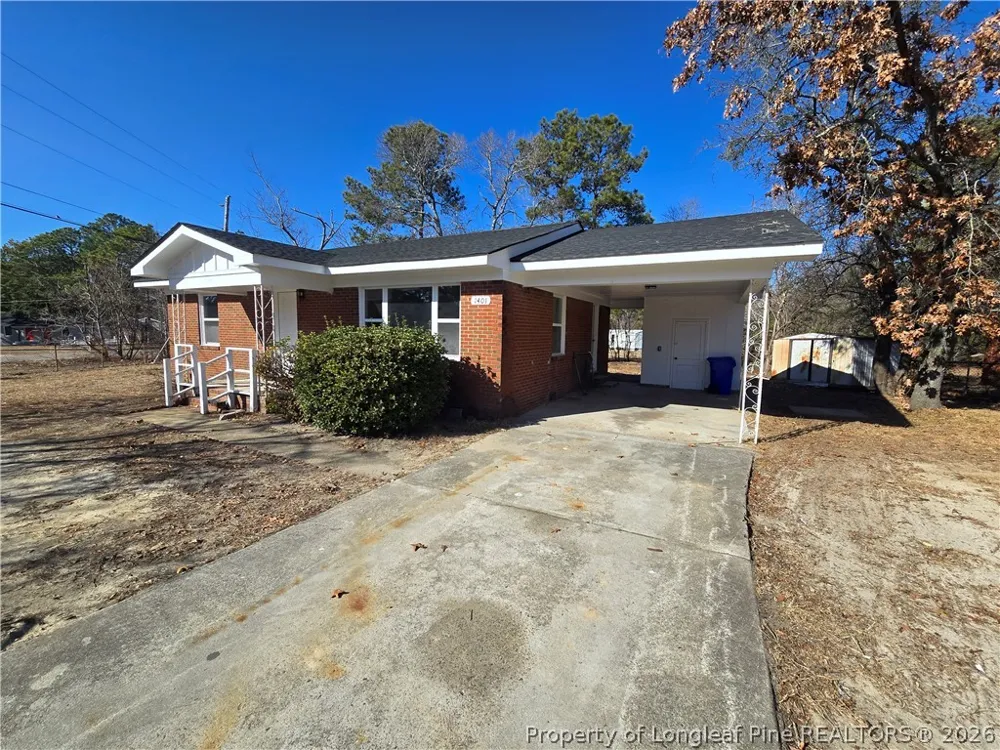 1401 Morrison Avenue Spring Lake, NC 28390