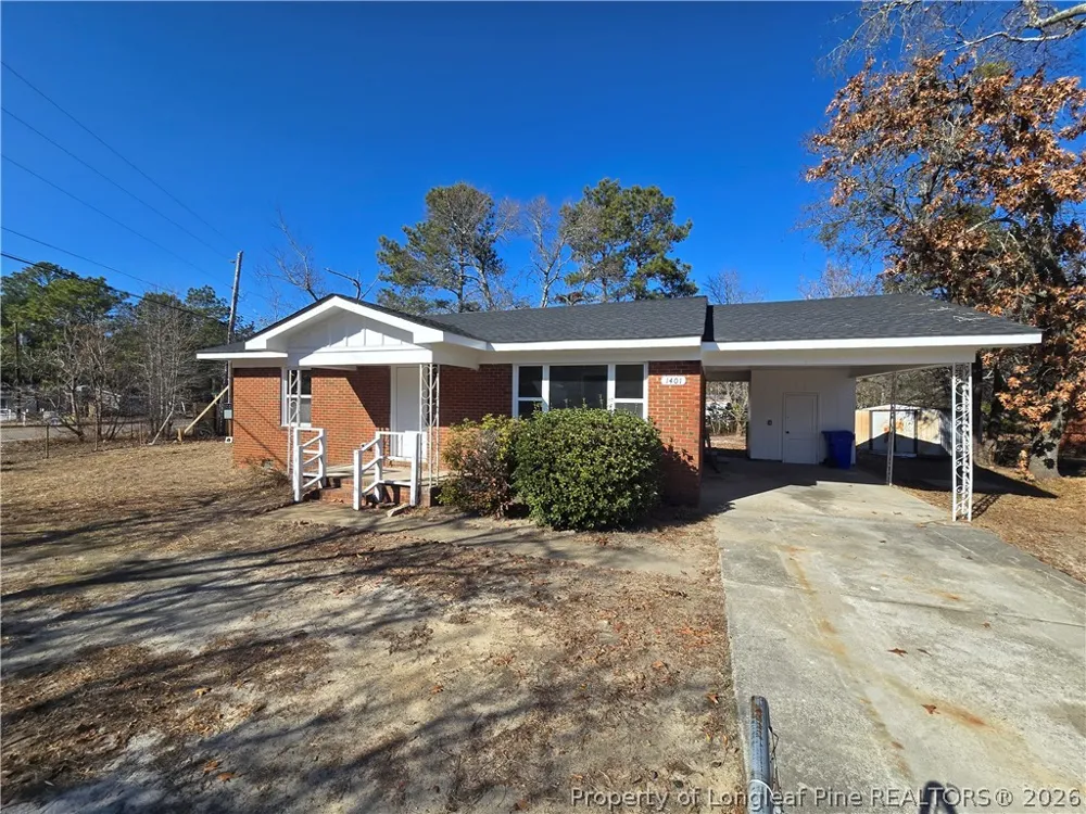 1401 Morrison Avenue Spring Lake, NC 28390