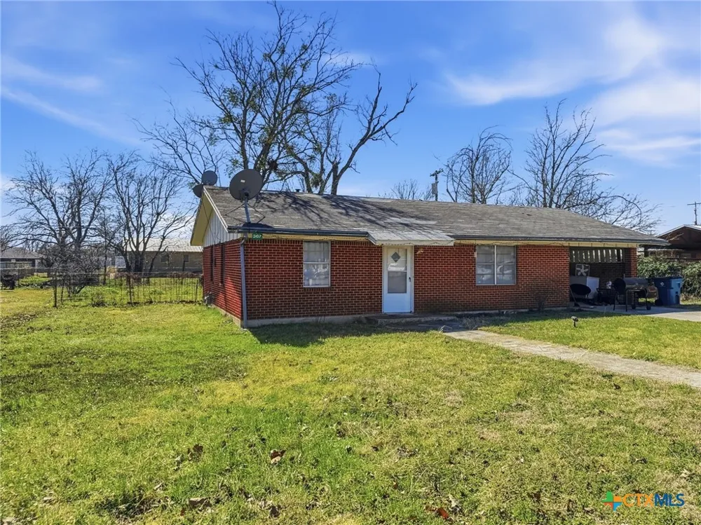 367 W Allen Street Evant, TX 76525