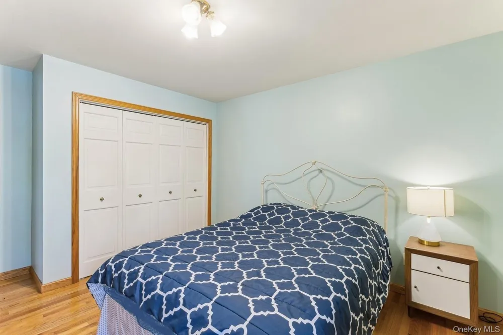 2905 Private Road East Marion, NY 11939