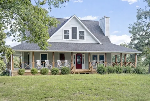 554 Hayes Ridge Rd