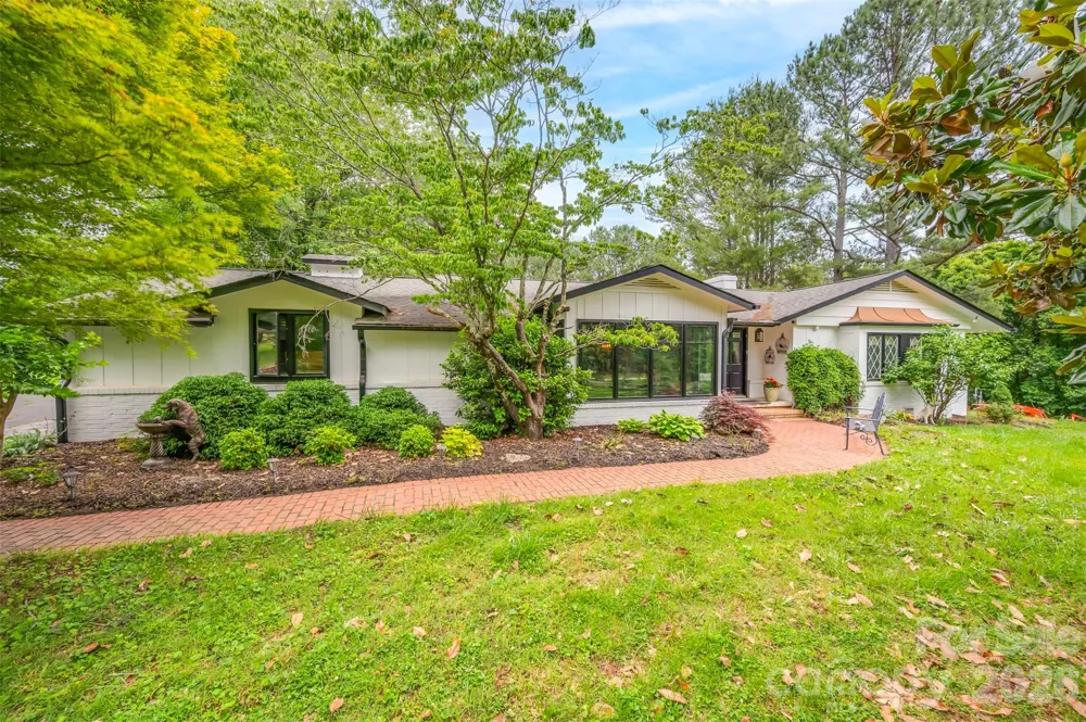 64 Persimmon Hill Drive Columbus, NC 28722