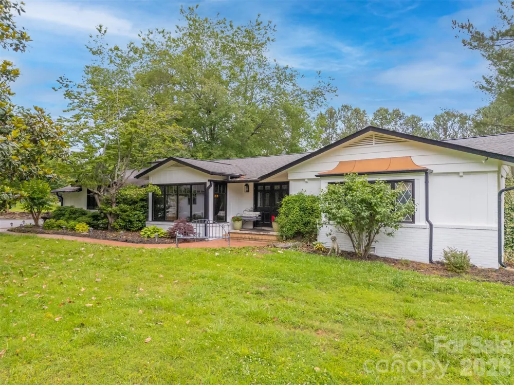 64 Persimmon Hill Drive Columbus, NC 28722
