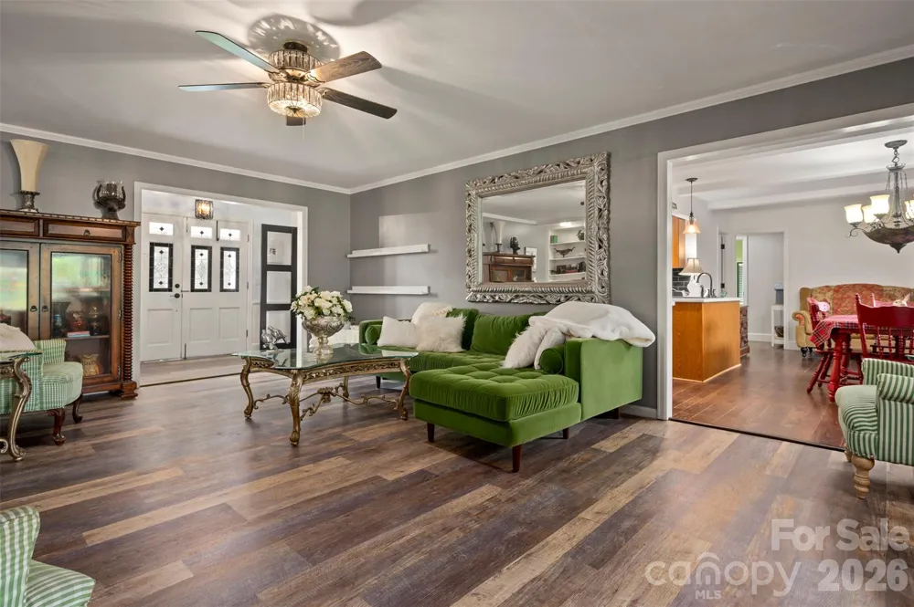 64 Persimmon Hill Drive Columbus, NC 28722